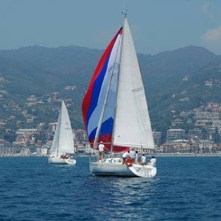 Velisti e appassionati impegnati nel week-end alla Marina di Varazze