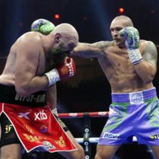 Boxe, Usyk batte Fury e si conferma campione mondiale dei pesi massimi