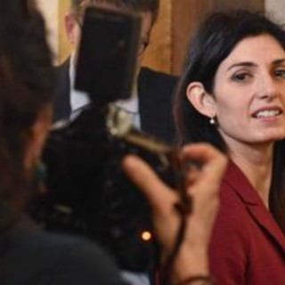 Raggi: &quot;M5S torni a idea originale. Meloni? Diversa da me ma tenace&quot;