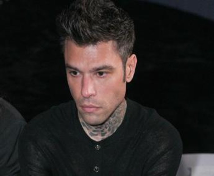 Fedez non sarà ospite in nuovo programma Cattelan in Rai, ecco perché