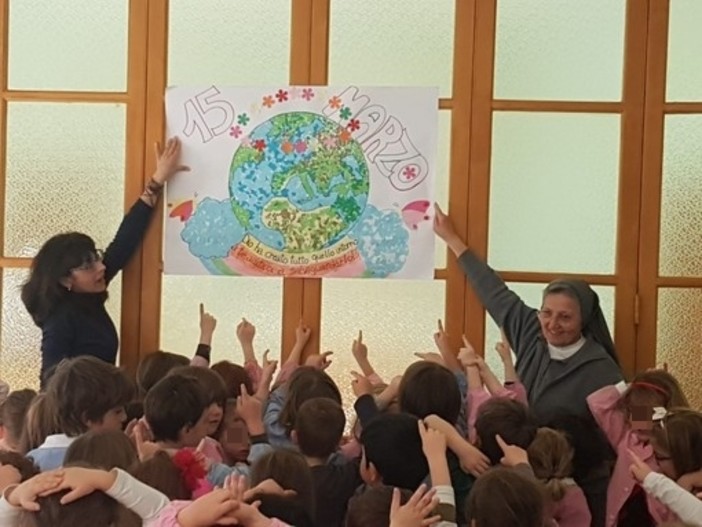 Il 'Global Strike For Future' arriva anche ad Alassio tra i bambini della scuola Maria Ausiliatrice